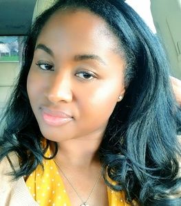 Meet your Posher, Deborrah